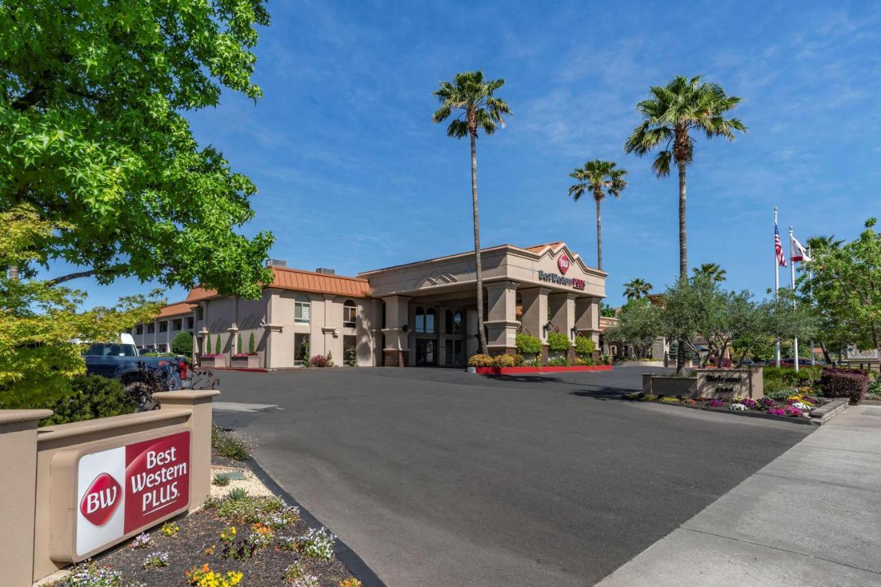 Best Western Plus Hilltop Inn Redding Exteriör bild
