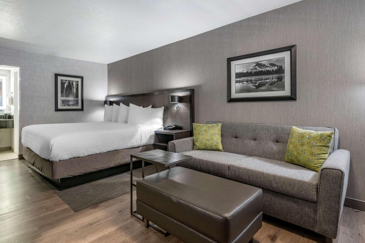 Best Western Plus Hilltop Inn Redding Exteriör bild
