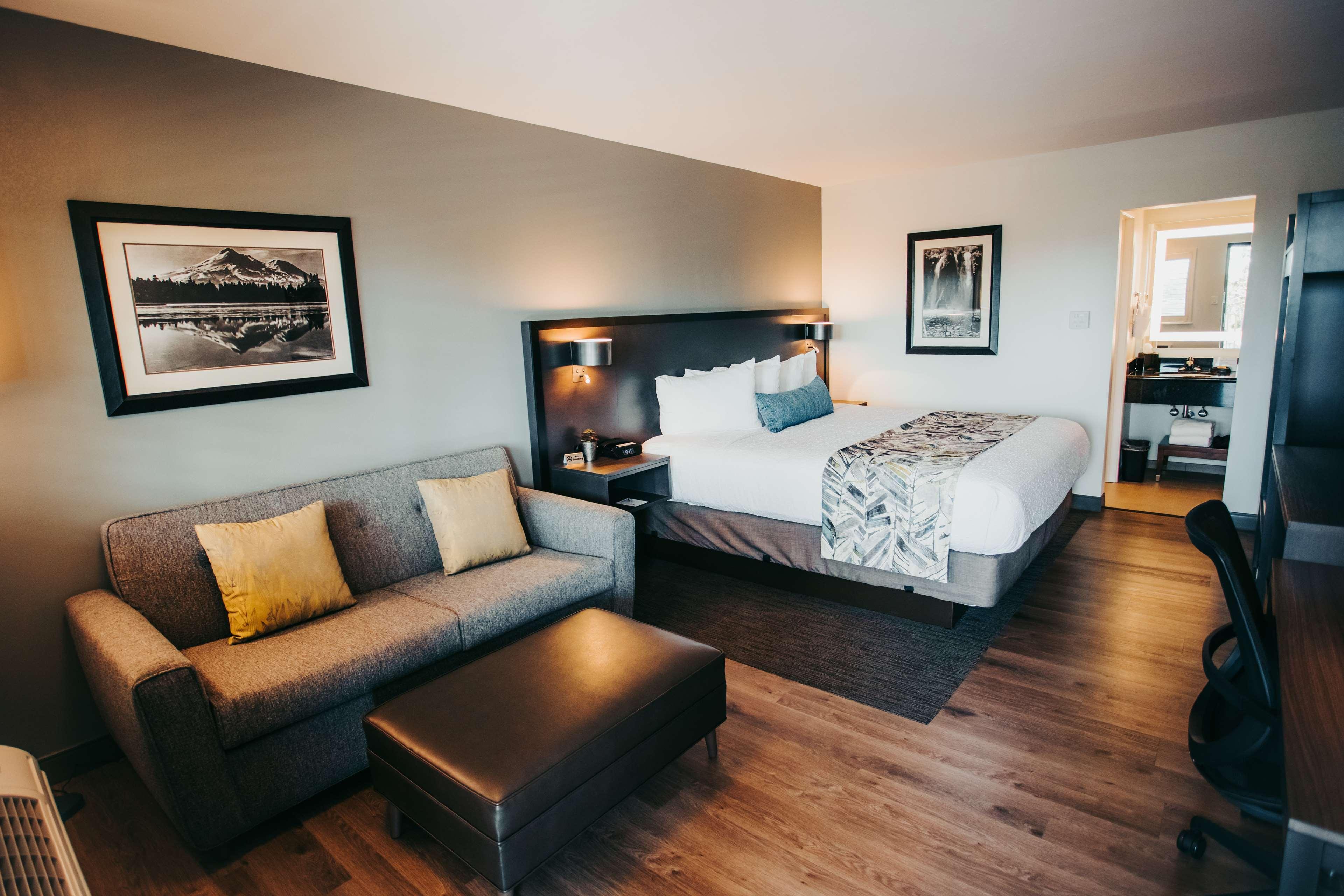Best Western Plus Hilltop Inn Redding Exteriör bild