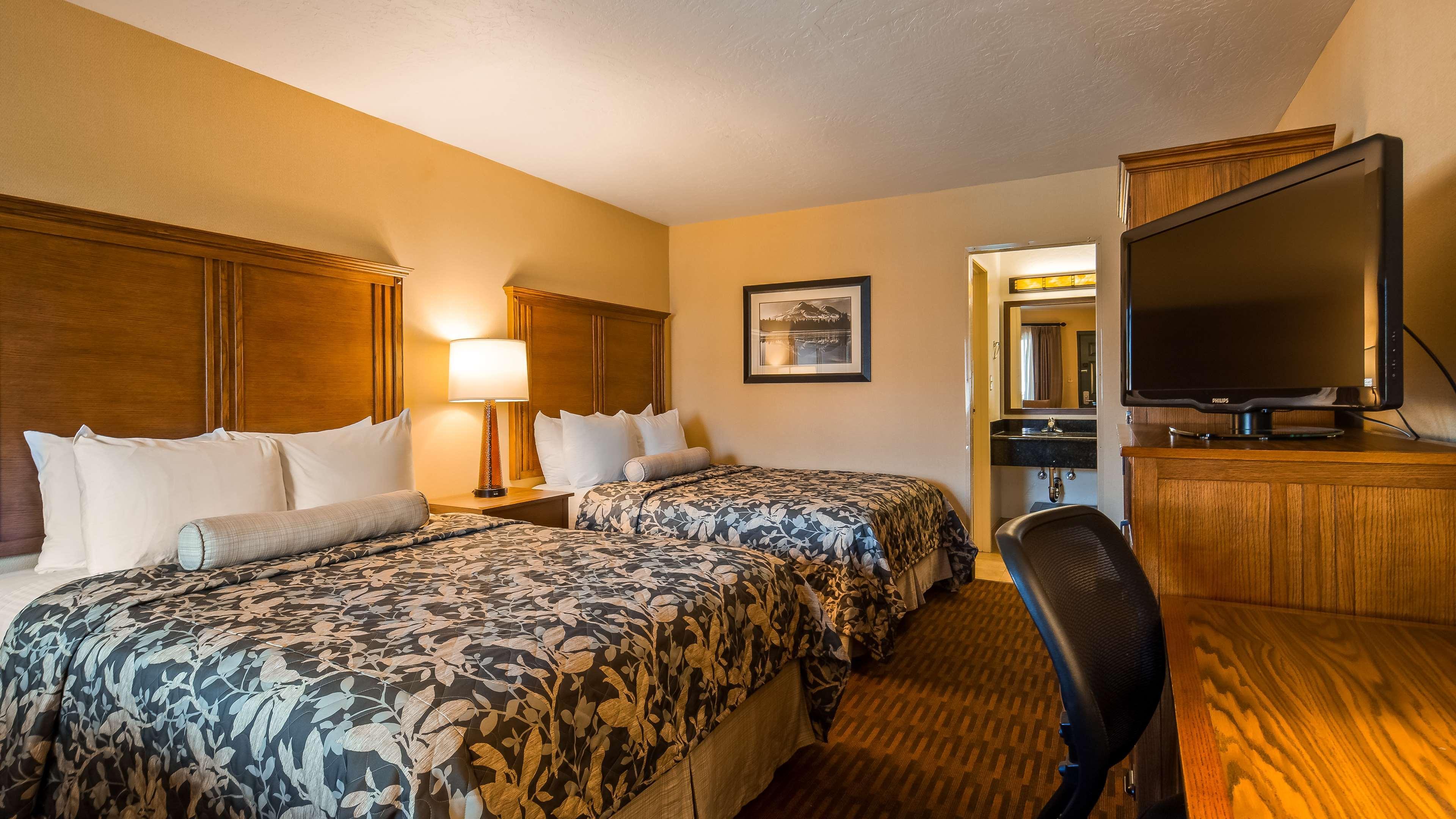 Best Western Plus Hilltop Inn Redding Exteriör bild